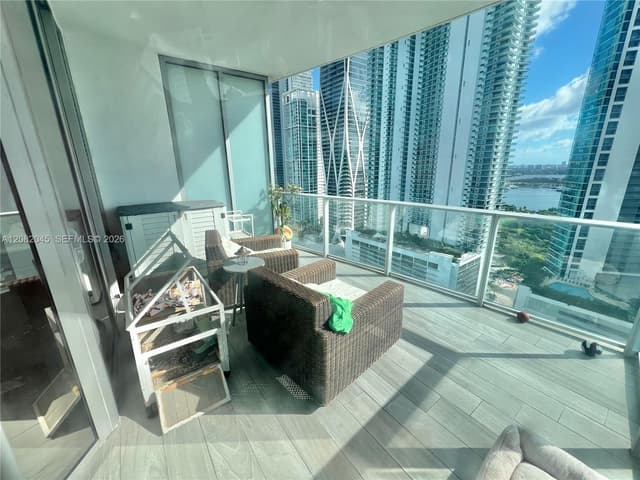 851 NE 1st Ave # 2605, Miami FL 33132 - Miami, FL - Photo 5