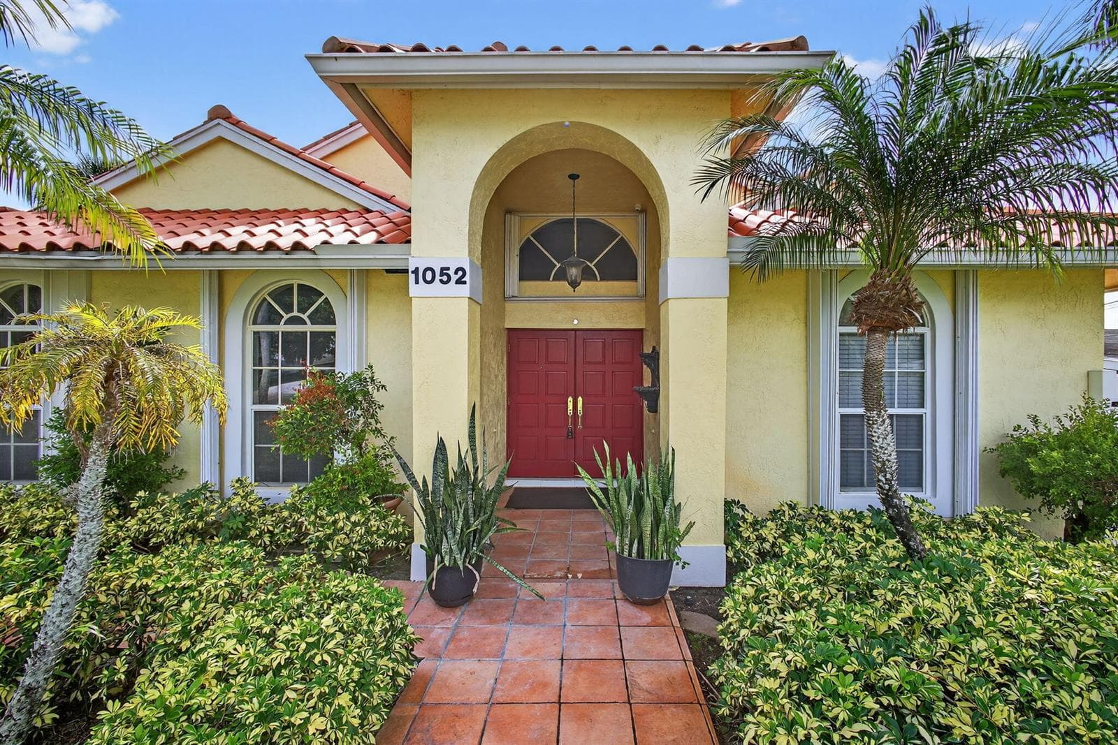 1052 W SHORE Drive, West Palm Beach FL 33406