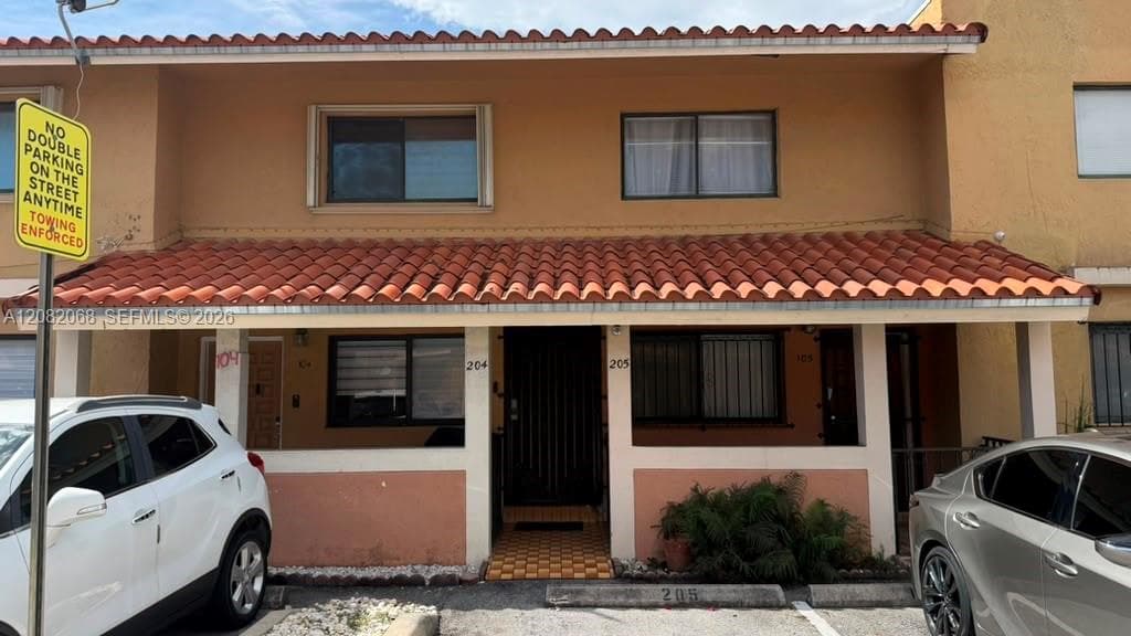 2770 W 61st Pl # 204, Hialeah FL 33016 - Hialeah, FL - Photo 1