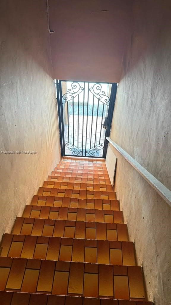 2770 W 61st Pl # 204, Hialeah FL 33016 - Hialeah, FL - Photo 4