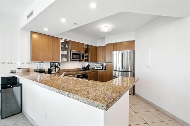 10 Venetian Way # 604, Miami Beach FL 33139 - Miami Beach, FL - Photo 6