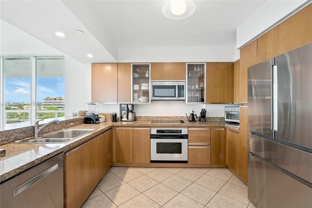 10 Venetian Way # 604, Miami Beach FL 33139 - Miami Beach, FL - Photo 5