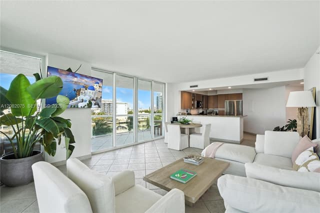 10 Venetian Way # 604, Miami Beach FL 33139 - Miami Beach, FL - Photo 4