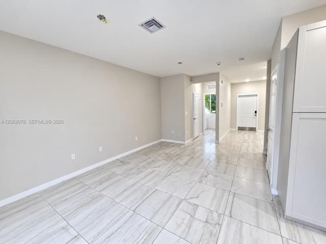 2419 SE 11th St, Homestead FL 33035 - Homestead, FL - Photo 5