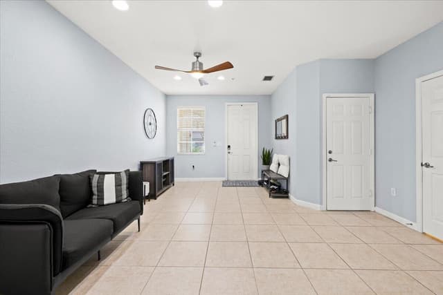 130 EMERALD CREEK Terrace, Plantation FL 33325 - Plantation, FL - Photo 3