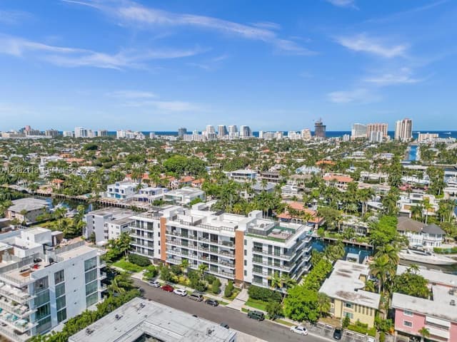 20 Isle Of Venice Dr # 302, Fort Lauderdale FL 33301 - Fort Lauderdale, FL - Photo 2