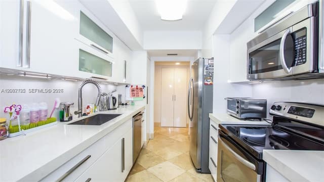 21055 Yacht Club Dr # 510, Aventura FL 33180 - Aventura, FL - Photo 5
