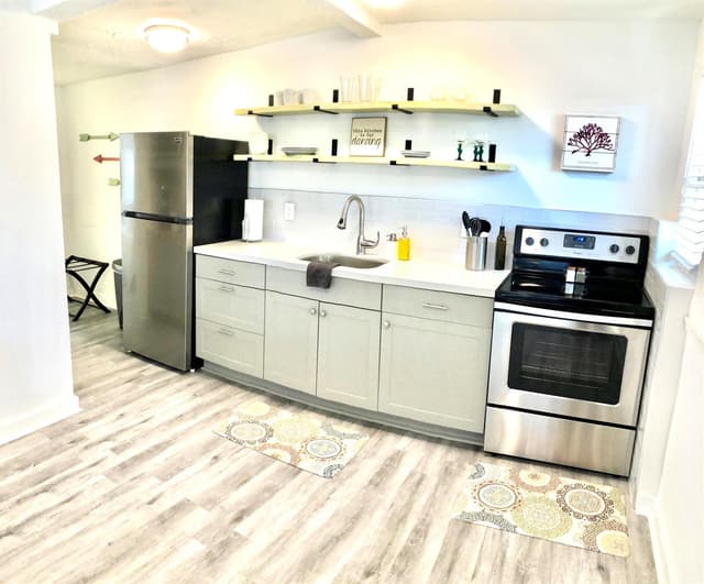 226 S Palmway, FL 33460 - Photo 6