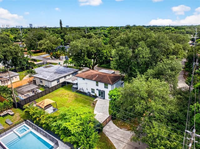 701 NE 164th St, Miami FL 33162 - Miami, FL - Photo 5