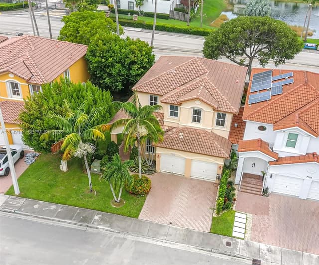 7670 NW 113th Path, Doral FL 33178 - Doral, FL - Photo 7
