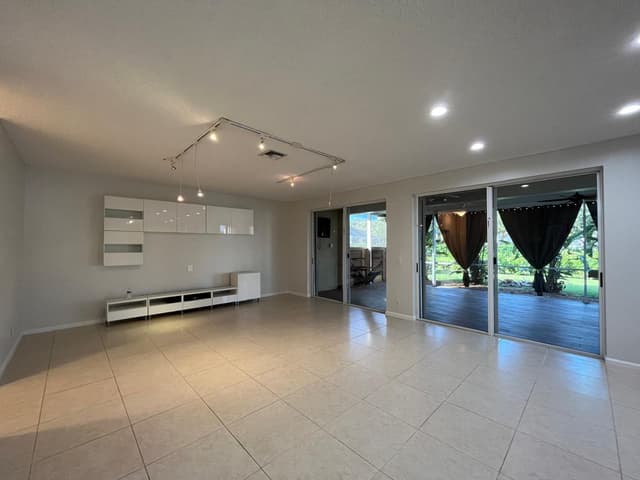 18343 Coral Sands Way, Boca Raton FL 33498 - Boca Raton, FL - Photo 2