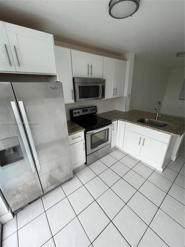 2575 SW 27th Ave # 506, Miami FL 33133 - Miami, FL - Photo 2