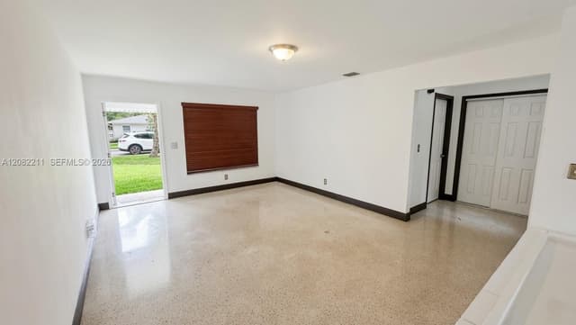 934 N 32nd Ave, Hollywood FL 33021 - Hollywood, FL - Photo 5