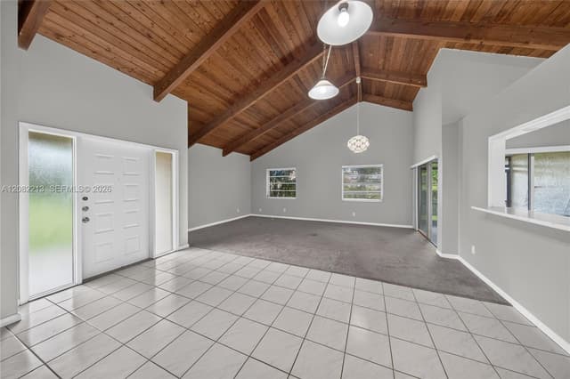 2230 Nova Village Dr, Davie FL 33317 - Davie, FL - Photo 3