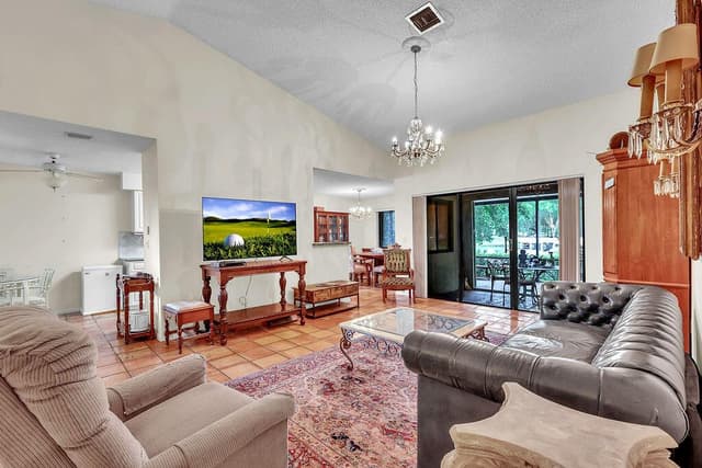 9420 Chelsea Drive S, Plantation FL 33324 - Plantation, FL - Photo 7
