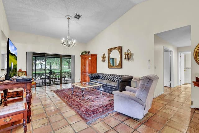 9420 Chelsea Drive S, Plantation FL 33324 - Plantation, FL - Photo 5
