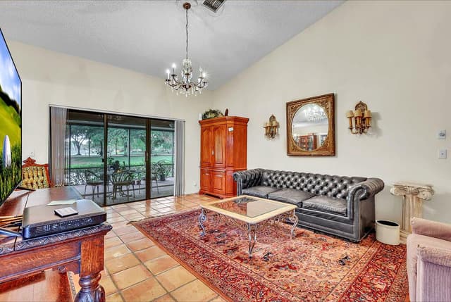 9420 Chelsea Drive S, Plantation FL 33324 - Plantation, FL - Photo 4