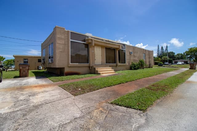 248 SW 7TH Court, Deerfield Beach FL 33441 - Deerfield Beach, FL - Photo 2