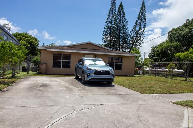 230 SW 8TH Street, Deerfield Beach FL 33441 - Deerfield Beach, FL - Photo 2
