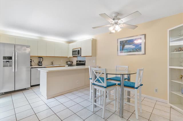702 NW 98TH Circle, Plantation FL 33324 - Plantation, FL - Photo 6