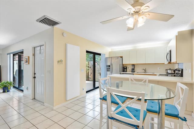 702 NW 98TH Circle, Plantation FL 33324 - Plantation, FL - Photo 7