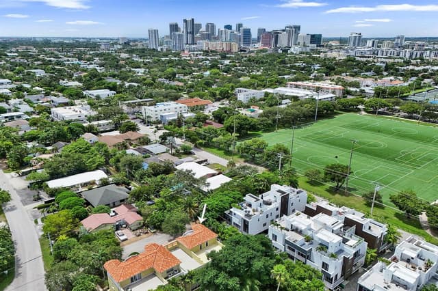 1411 NE 7th Street, Fort Lauderdale FL 33304 - Fort Lauderdale, FL - Photo 6