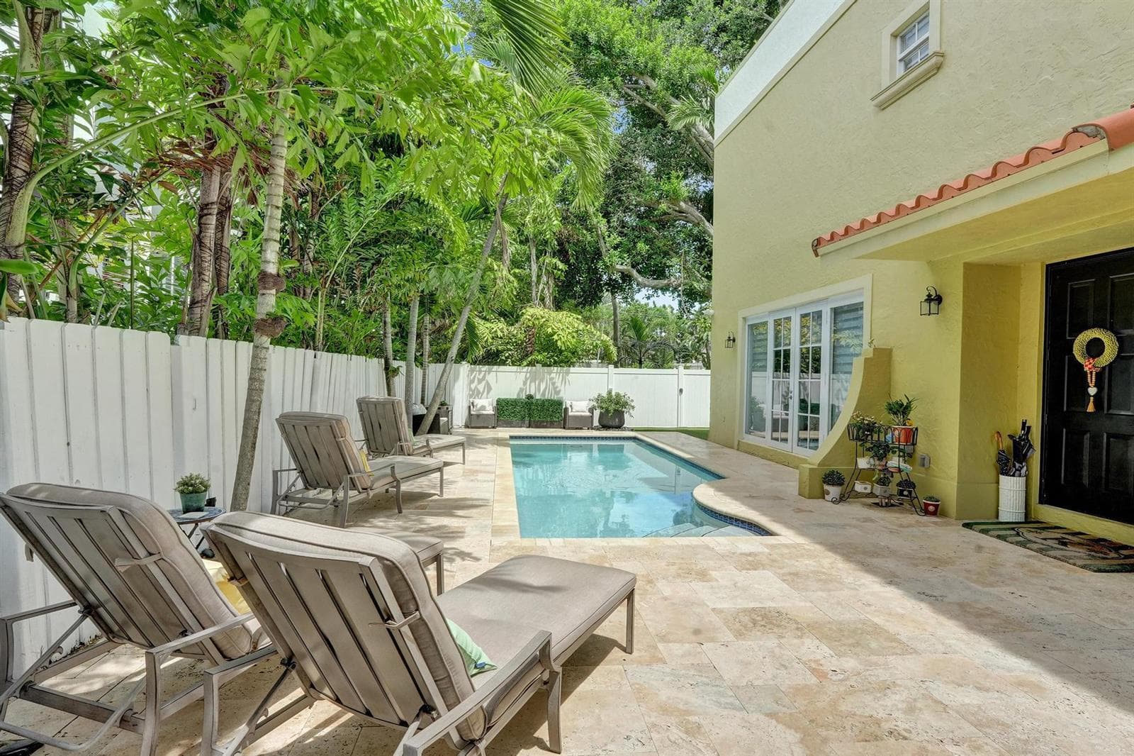 1411 NE 7th Street, Fort Lauderdale FL 33304 - Fort Lauderdale, FL - Photo 1