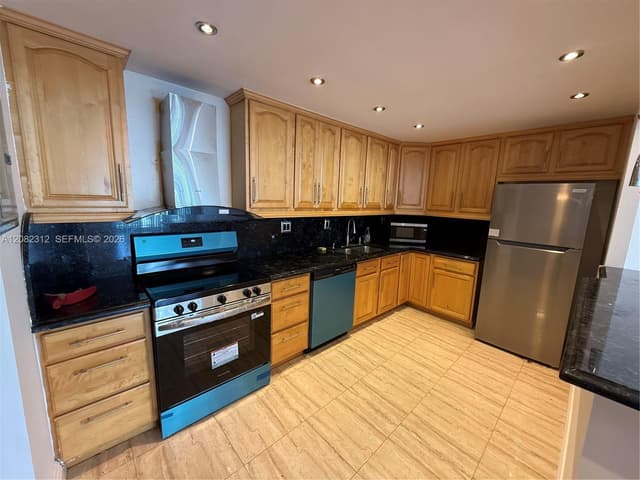 19380 Collins Ave # 11, Sunny Isles Beach FL 33160 - Sunny Isles Beach, FL - Photo 5