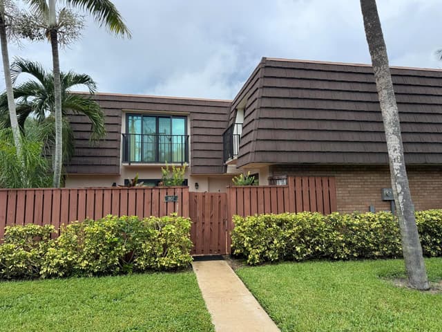 1807 18th Court, Jupiter FL 33477 - Jupiter, FL - Photo 2