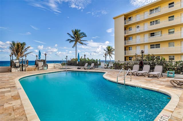 1167 HILLSBORO MILE # 306, Hillsboro Beach FL 33062 - Hillsboro Beach, FL - Photo 4