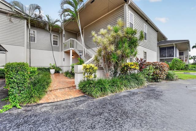 7622 Elm Ridge Drive, Boca Raton FL 33433 - Boca Raton, FL - Photo 2