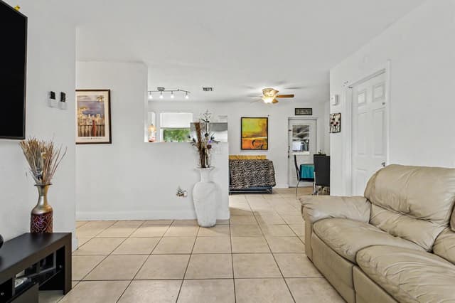 6714 ATLANTA Street, Hollywood FL 33024 - Hollywood, FL - Photo 6