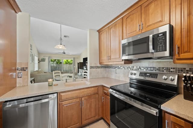 13169 Quiet Woods Road # A, Wellington FL 33414 - Wellington, FL - Photo 6