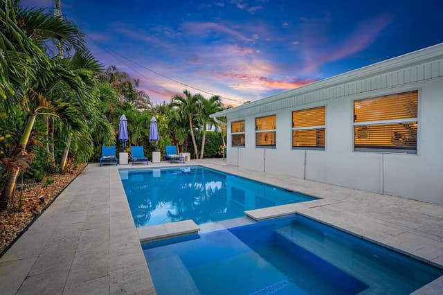 570 N DOVER Road, Tequesta FL 33469 - Tequesta, FL - Photo 2