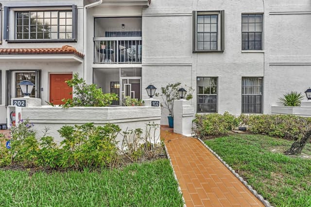 9632 Sills Drive E # 102, Boynton Beach FL 33437 - Boynton Beach, FL - Photo 3