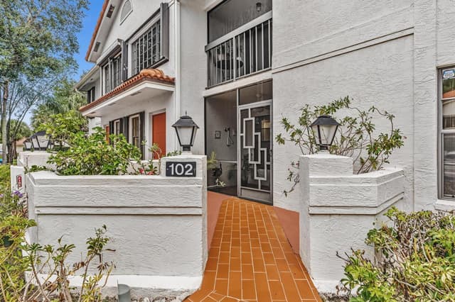 9632 Sills Drive E # 102, Boynton Beach FL 33437 - Boynton Beach, FL - Photo 4