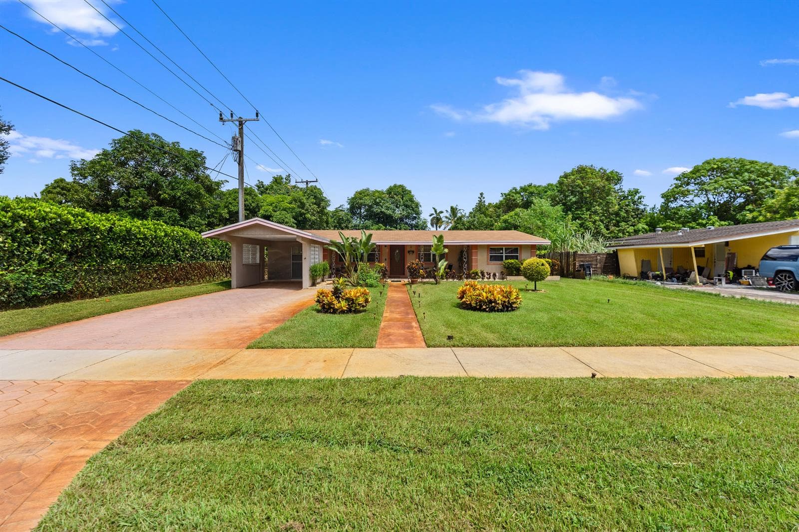 316 NW 44th Avenue, Plantation FL 33317 - Plantation, FL - Photo 1