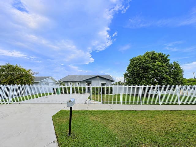 18155 SW 105th Ave, Miami FL 33157 - Miami, FL - Photo 2