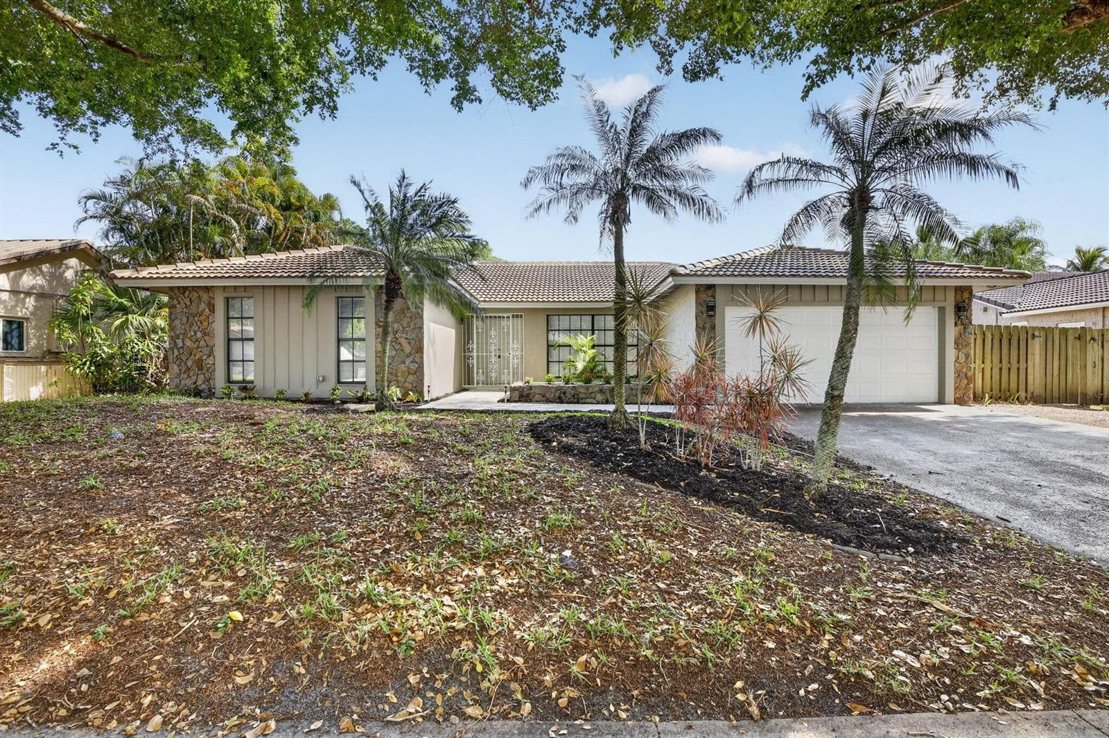 9820 NW 15TH Street, Plantation FL 33322 - Plantation, FL - Photo 1