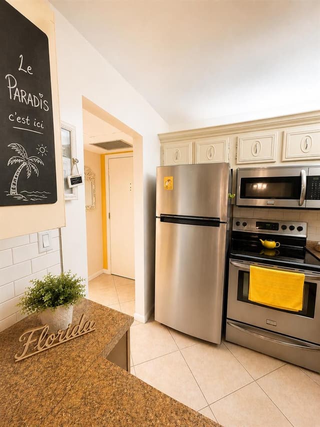 5680 SW 3rd Place # 106, Margate FL 33068 - Margate, FL - Photo 3