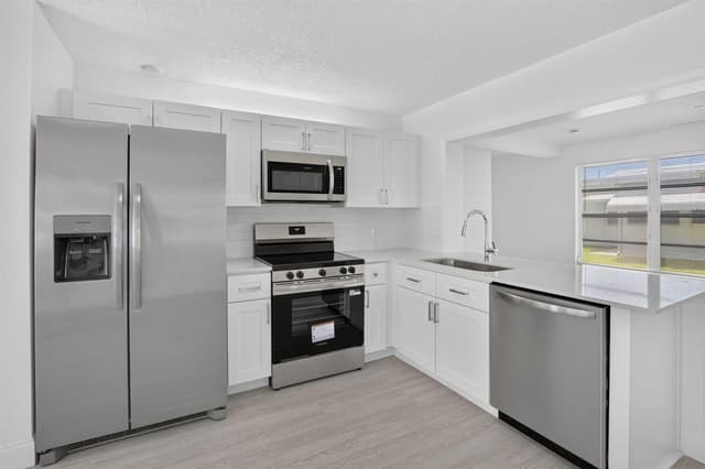 2080 SW 13TH Way, Boynton Beach FL 33426 - Boynton Beach, FL - Photo 5