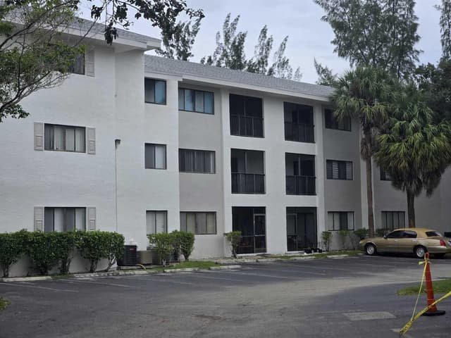 2445 SW 18TH Terrace # 1120, Fort Lauderdale FL 33315 - Fort Lauderdale, FL - Photo 3