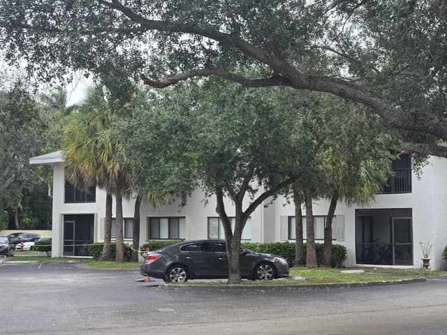 2445 SW 18TH Terrace # 1120, Fort Lauderdale FL 33315 - Fort Lauderdale, FL - Photo 4