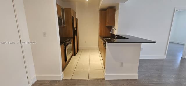 2775 NE 187th St # 424, Aventura FL 33180 - Aventura, FL - Photo 2