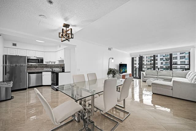 5225 Collins Ave # 1015, Miami Beach FL 33140 - Miami Beach, FL - Photo 2