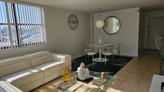 2450 NE 135th St # 102, North Miami FL 33181 - North Miami, FL - Photo 3