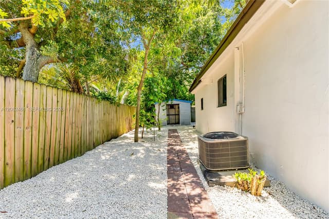3300 SW 40th Ave, West Park FL 33023 - West Park, FL - Photo 7