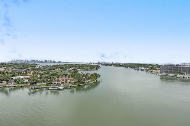 6700 Indian Creek Dr, Miami Beach FL 33141 - Miami Beach, FL - Photo 7