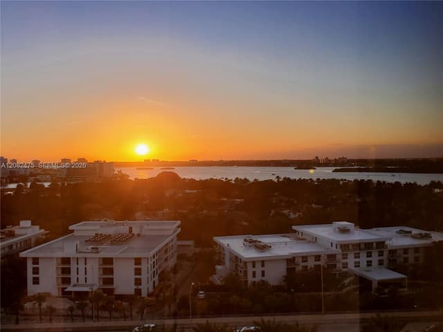 10275 Collins Ave # 523, Bal Harbour FL 33154 - Bal Harbour, FL - Photo 4