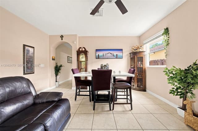 2300 NE 3rd Ct, Homestead FL 33033 - Homestead, FL - Photo 7